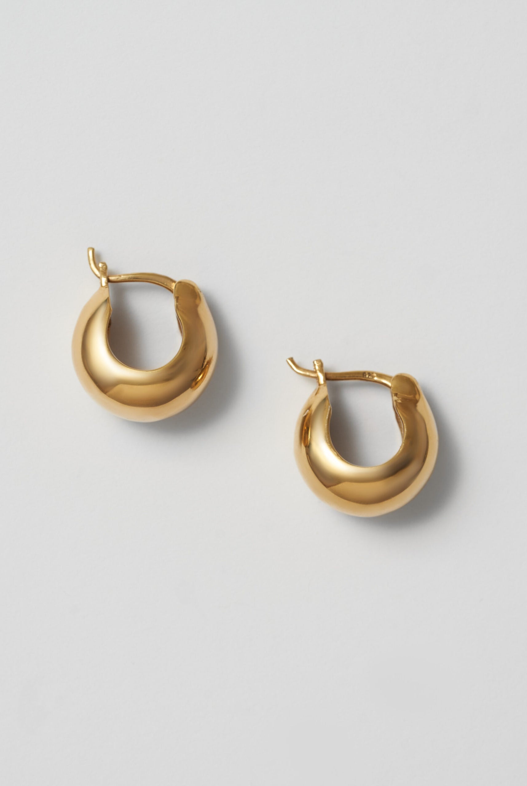 gold earrings