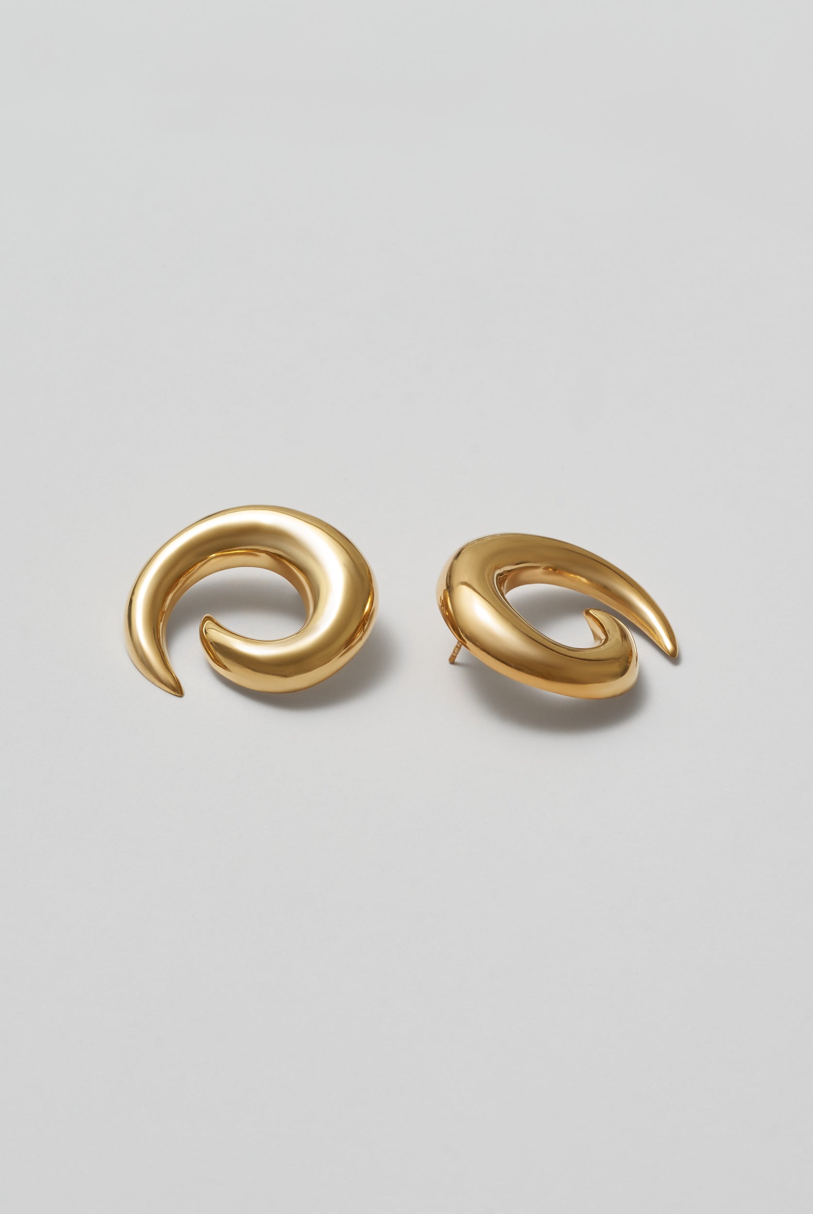 gold earrings