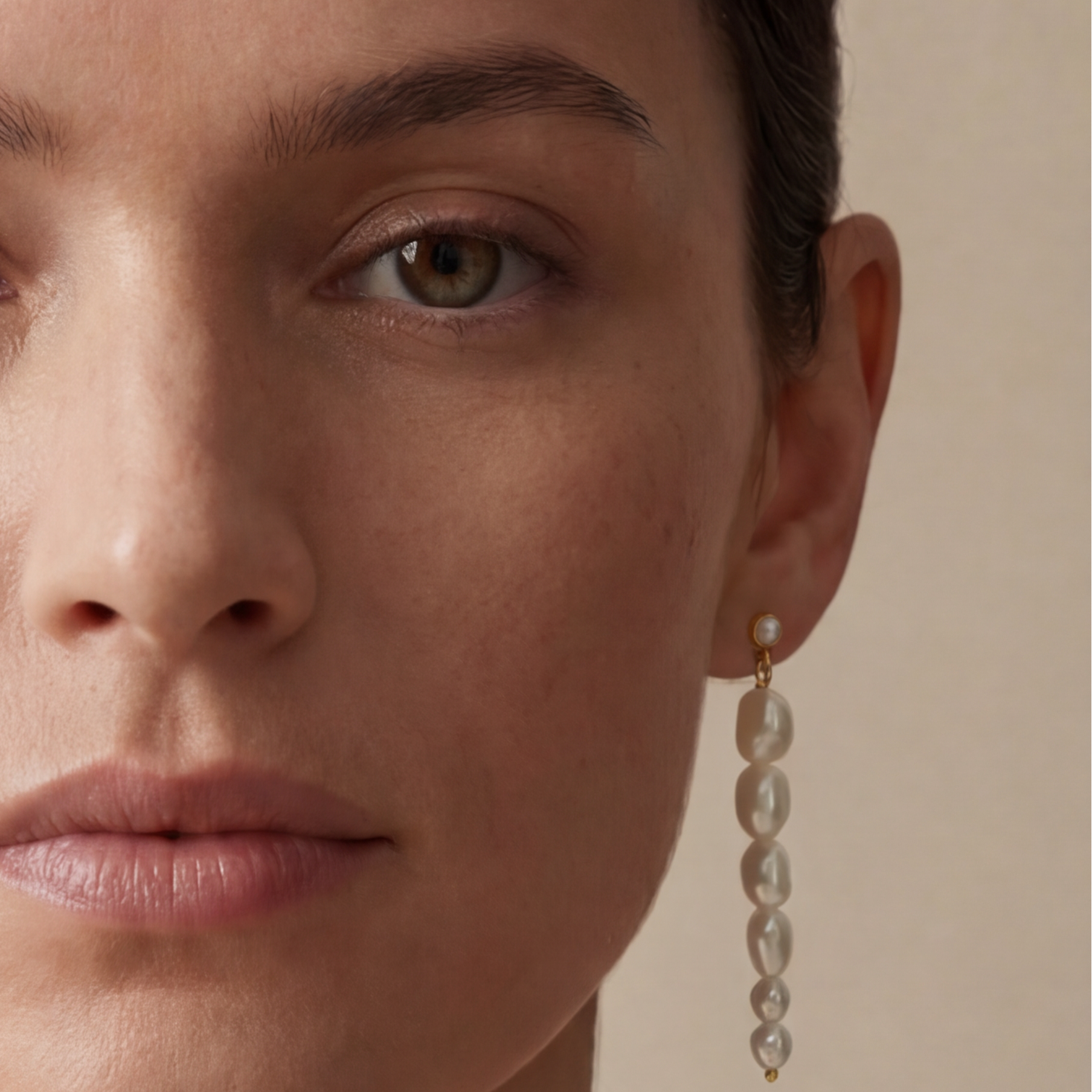 gold earrings