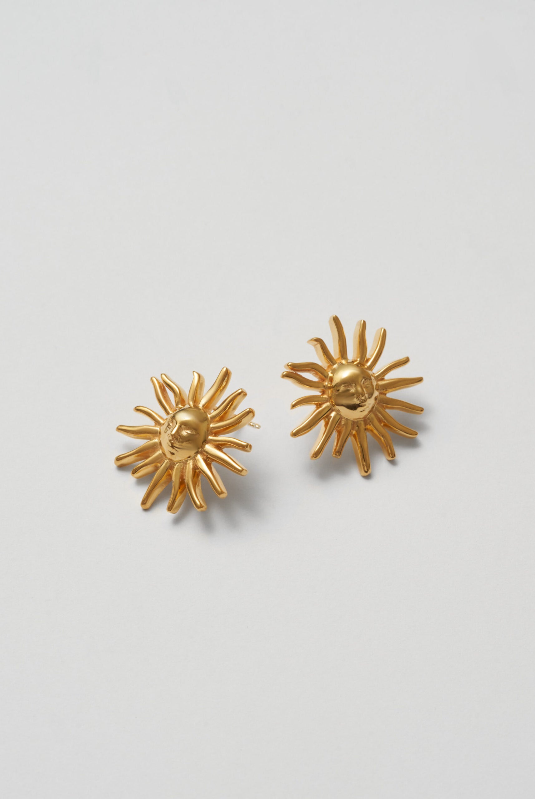 gold earrings