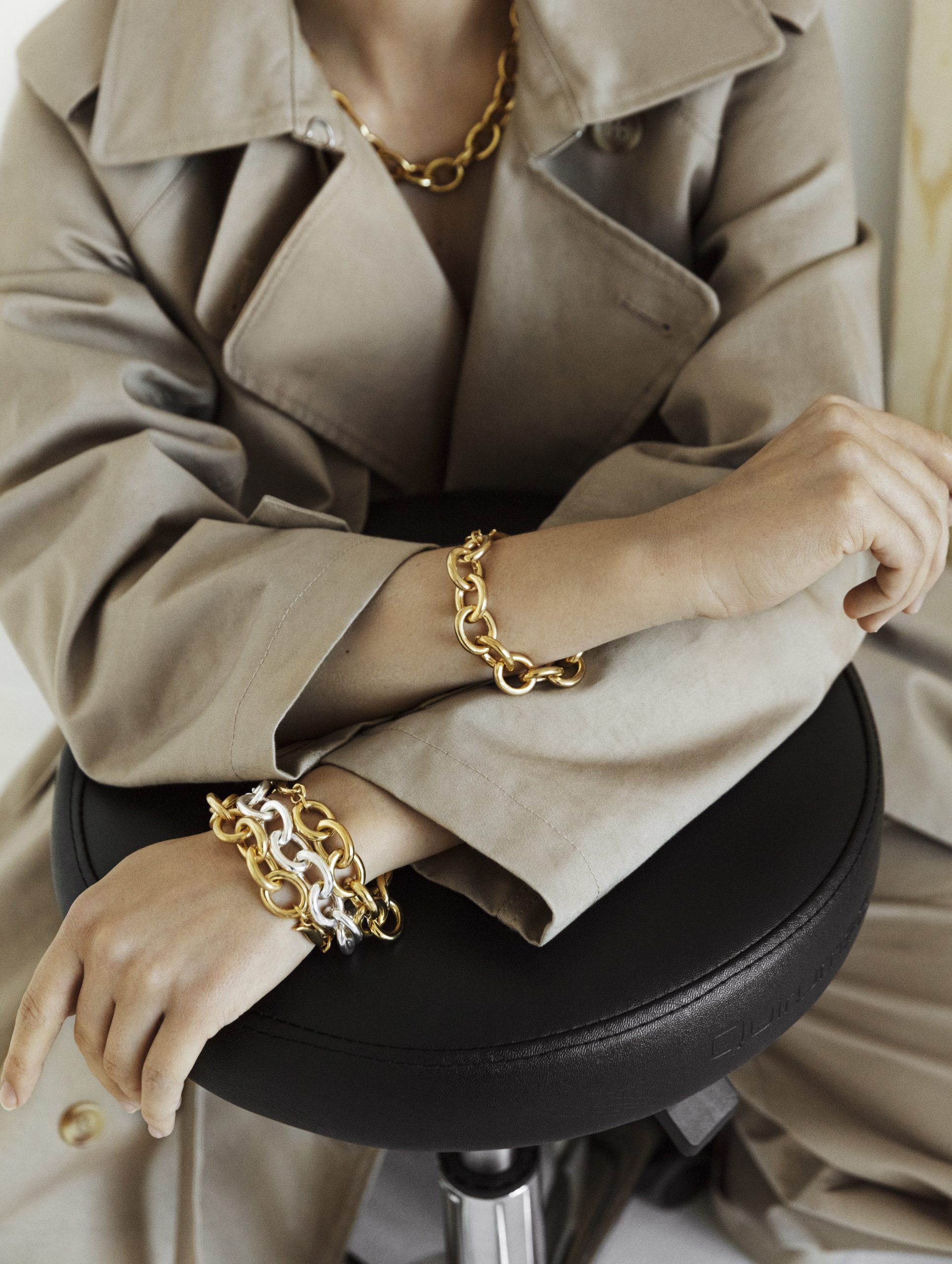gold bracelet