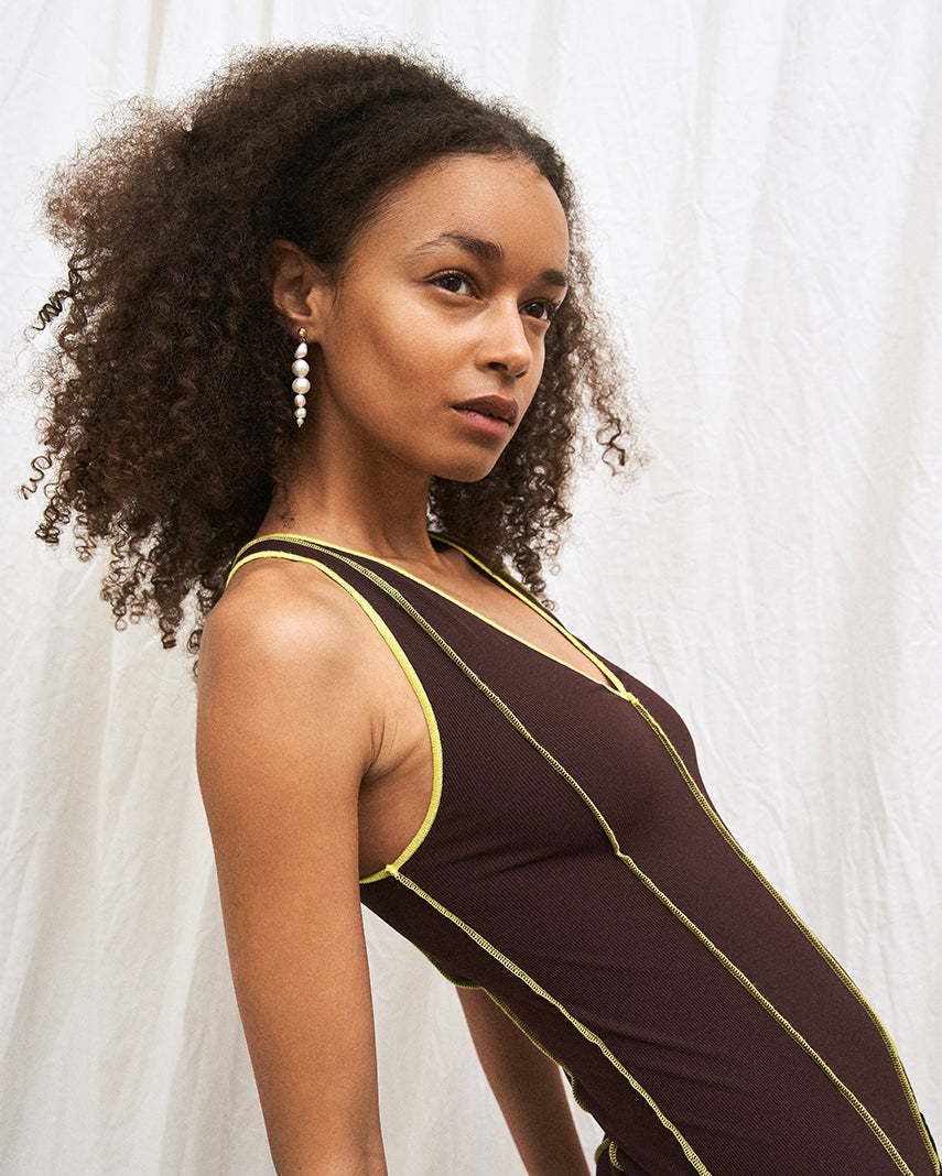 drop_pearl_earrings_gold