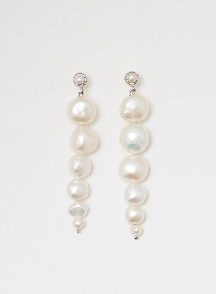 Drop pearl earrings silver