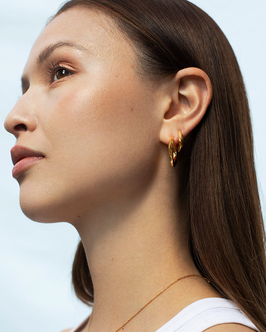 gold earrings