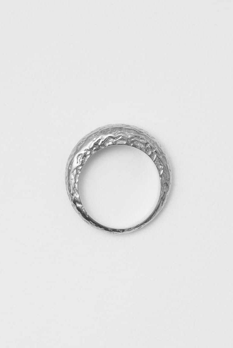 thin_domering_structured_silver