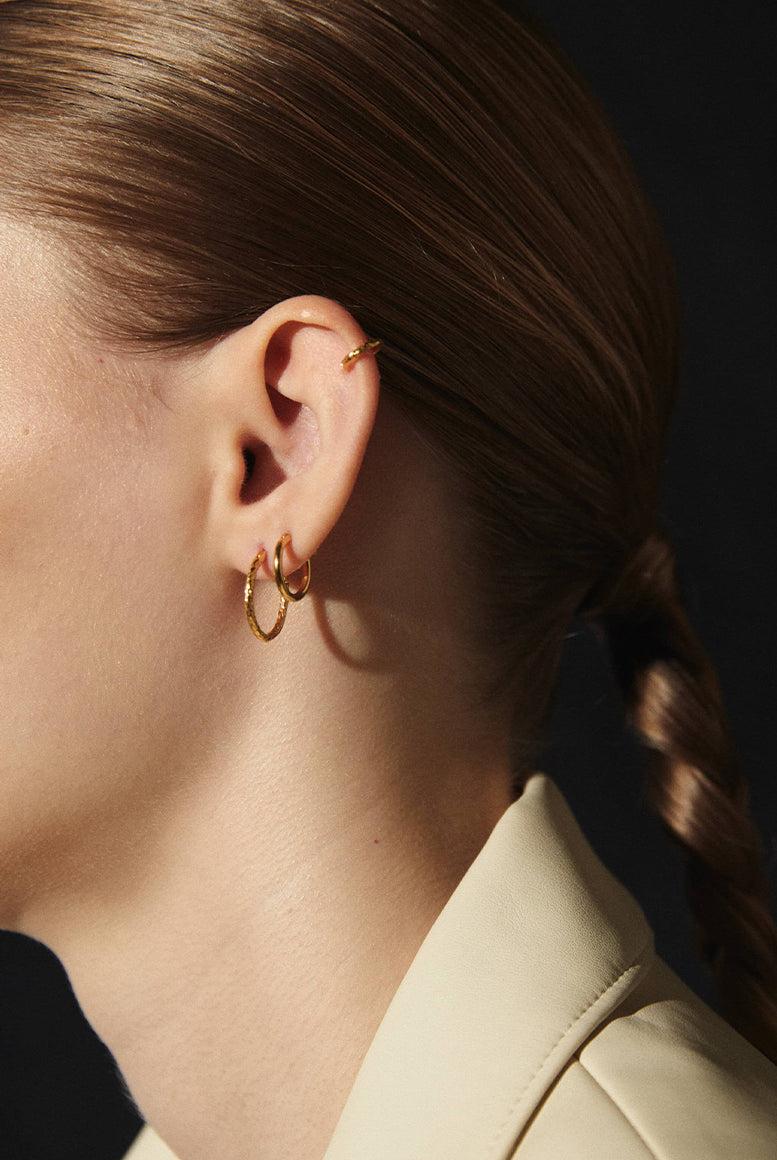 gold earrings
