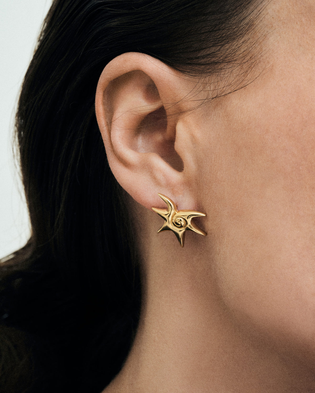 gold earrings