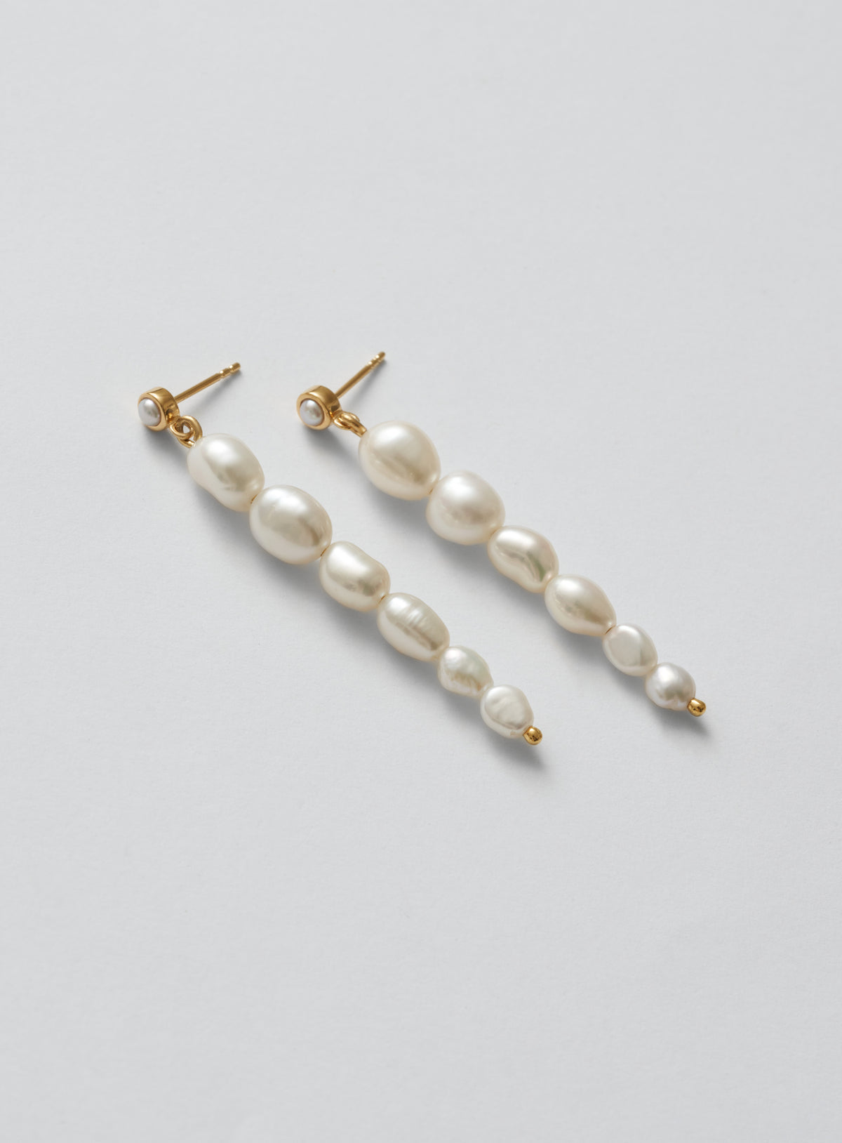gold earrings
