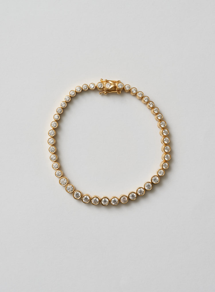 gold bracelet