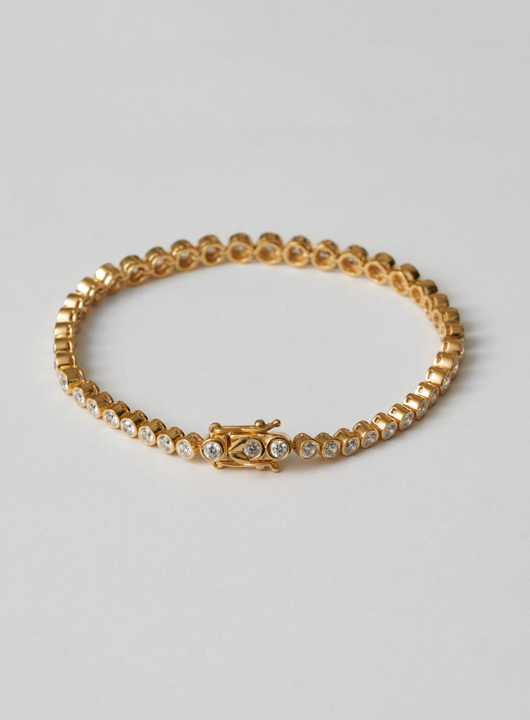 gold bracelet