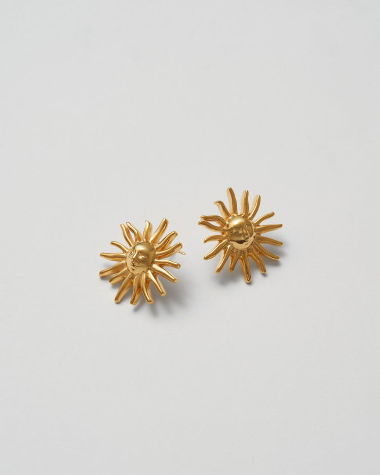 gold earrings