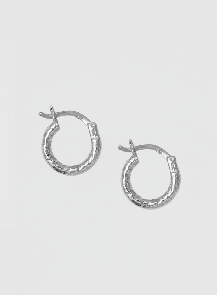 Wire Hoops Structured Silver