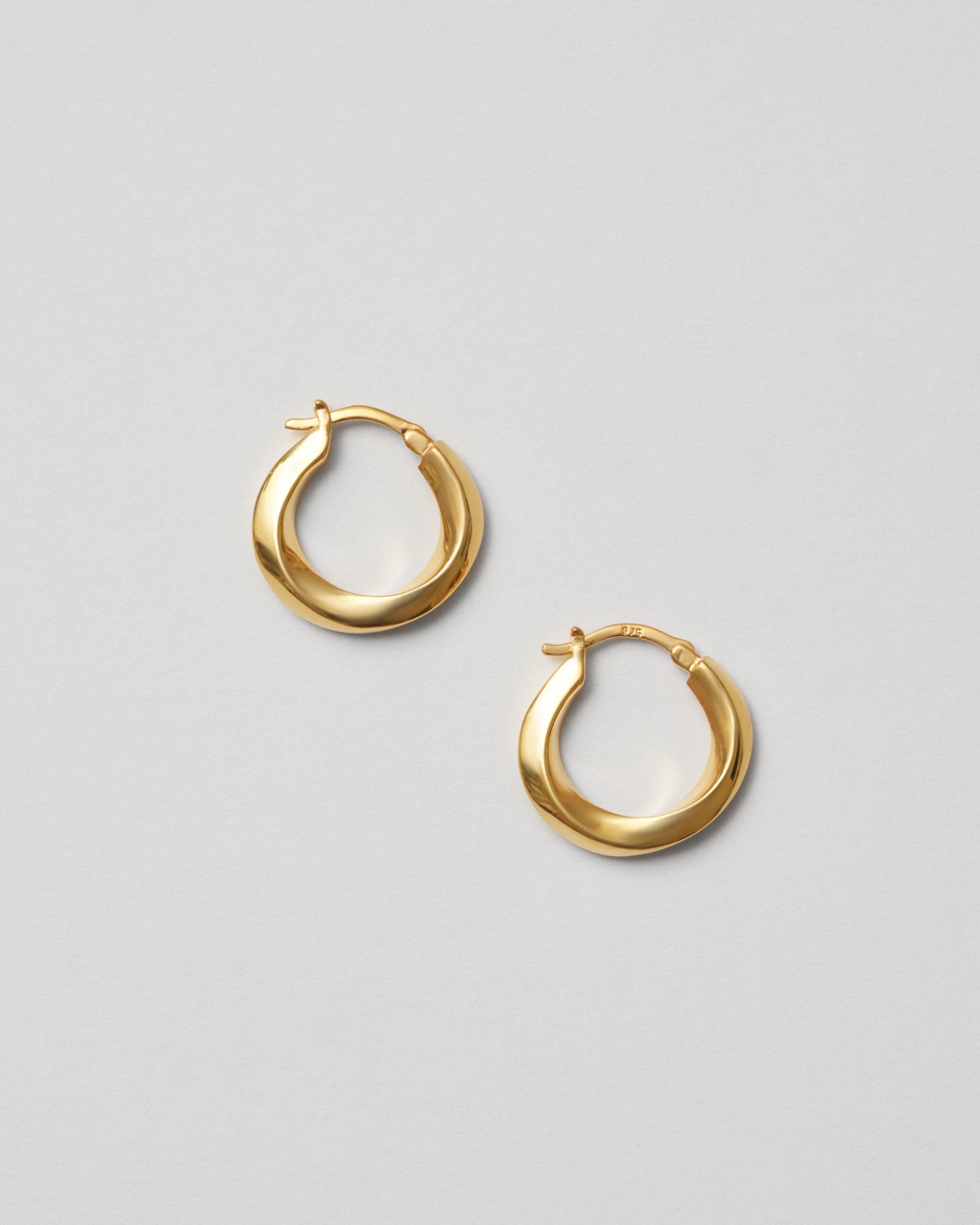 gold earrings