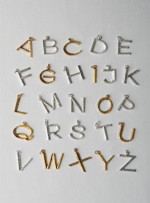 Signature Letter gold